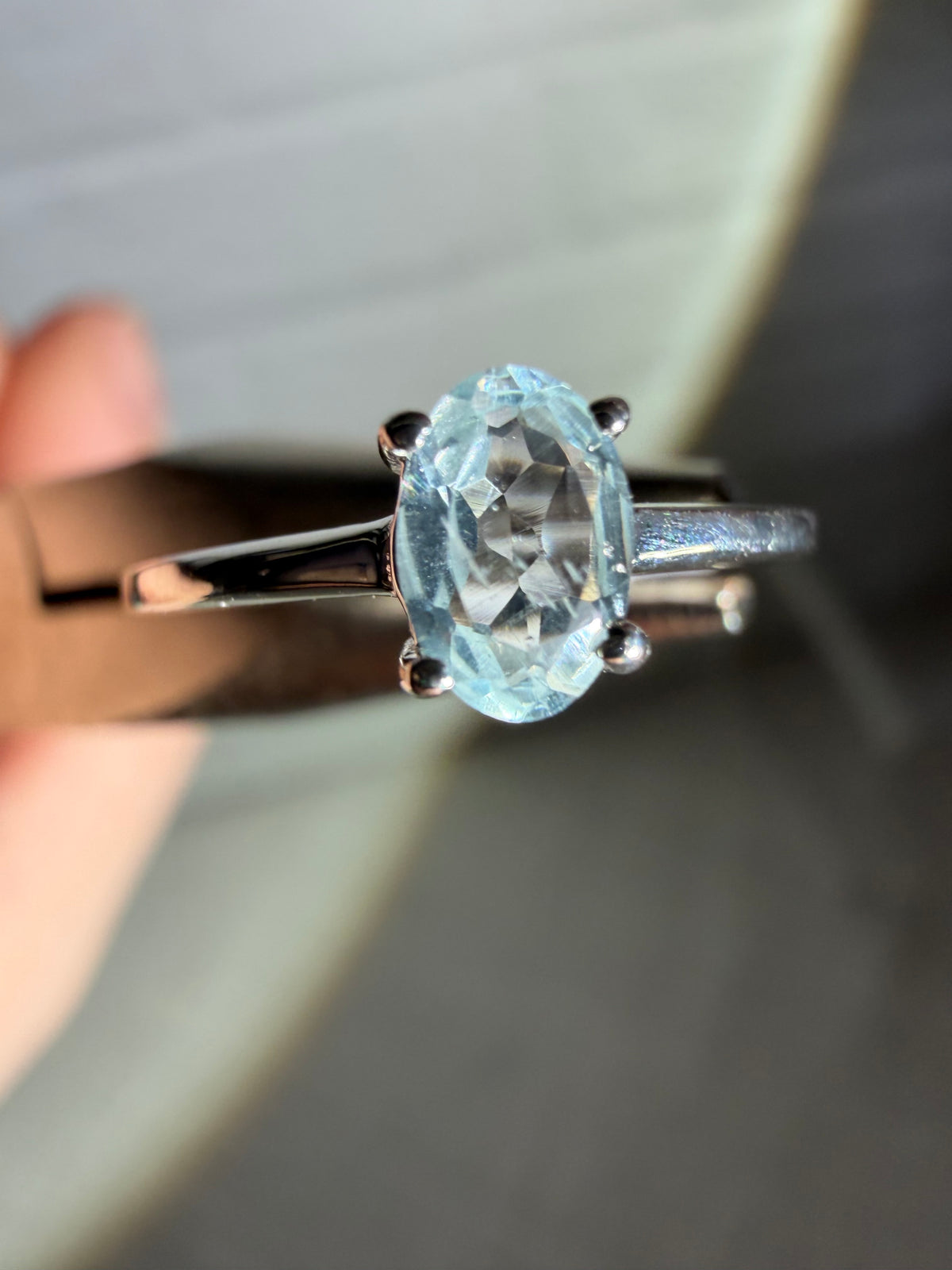 size 4 aquamarine ring