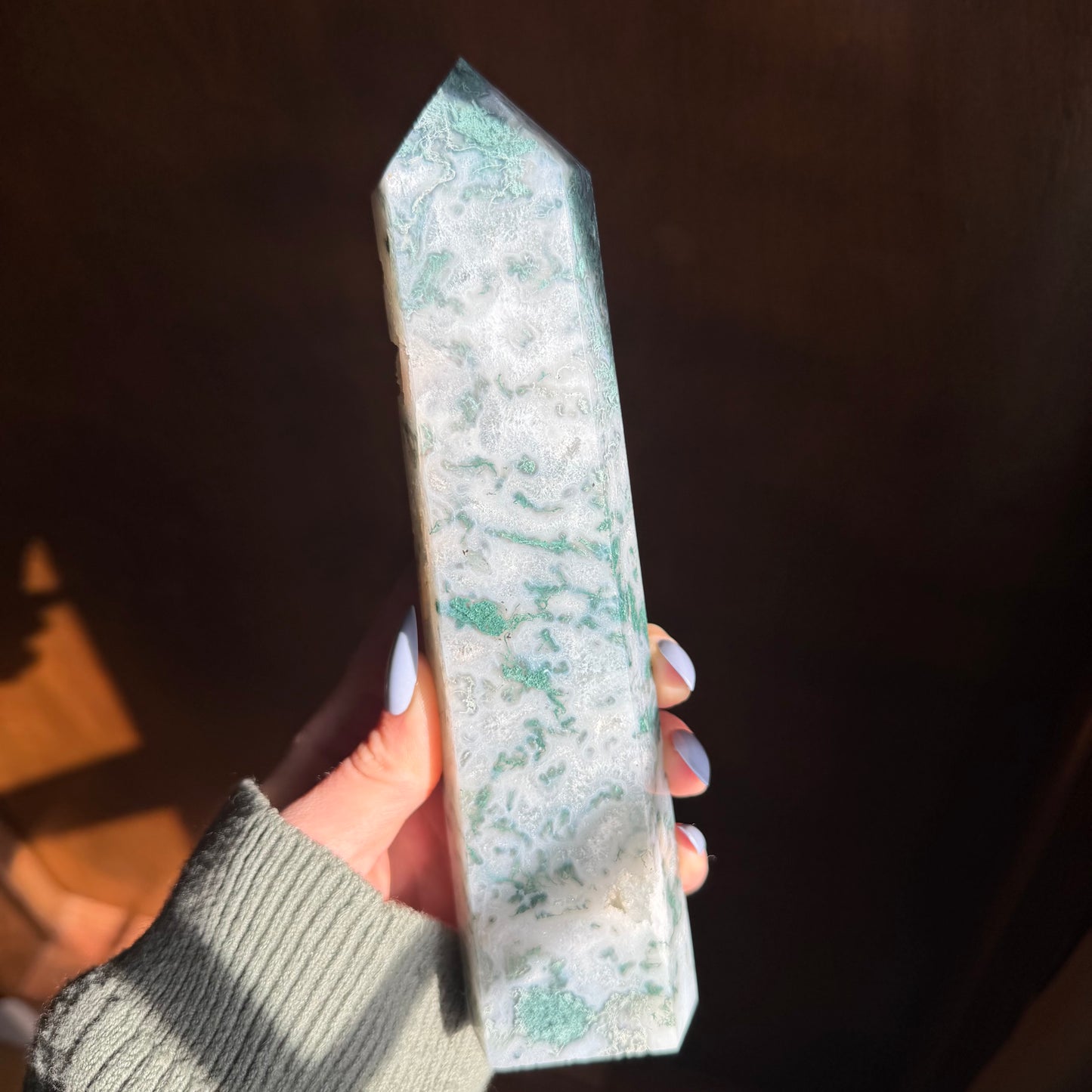 large moss agate tower