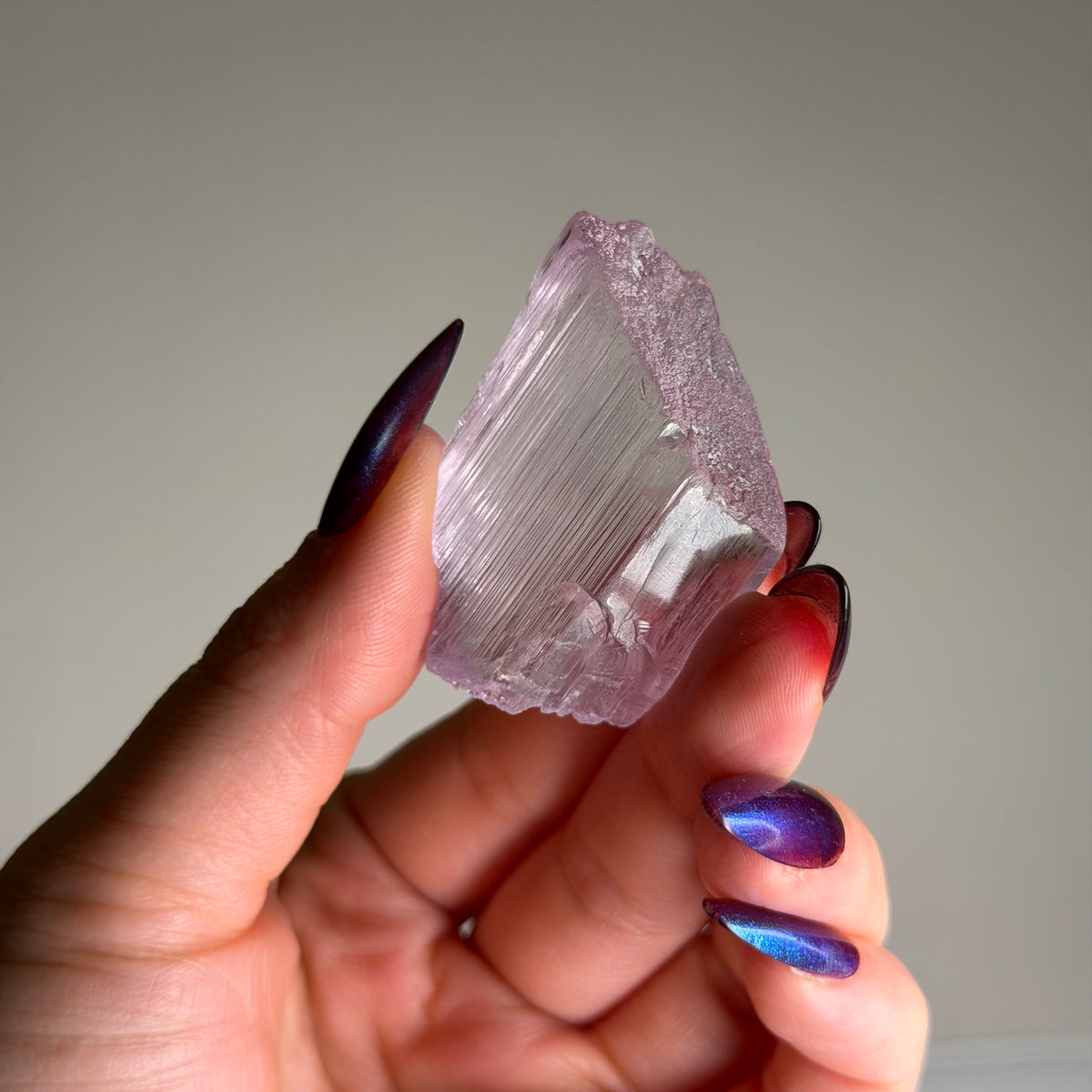 kunzite w