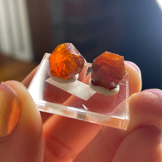 spessartine garnet gem g