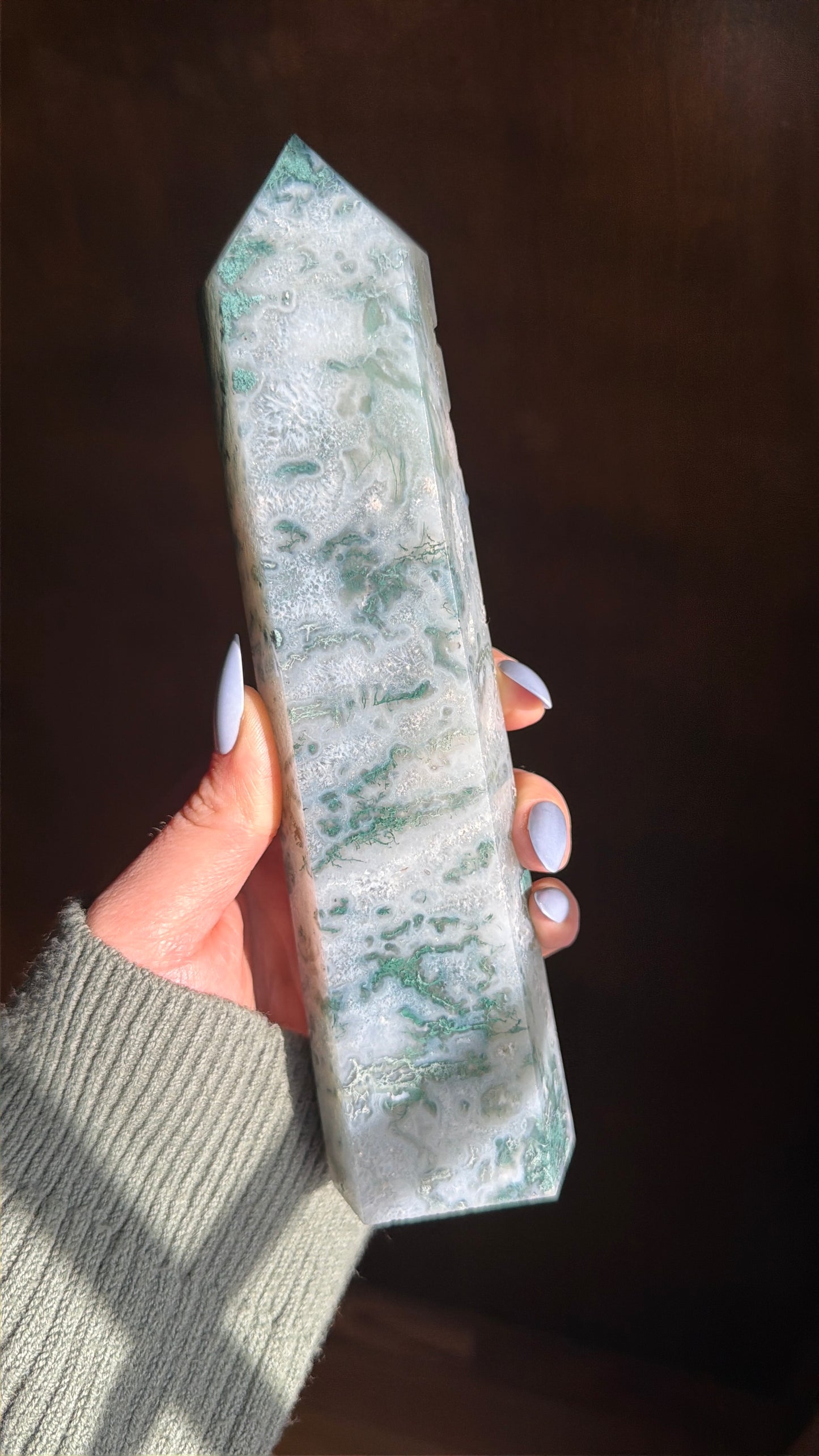 large moss agate tower