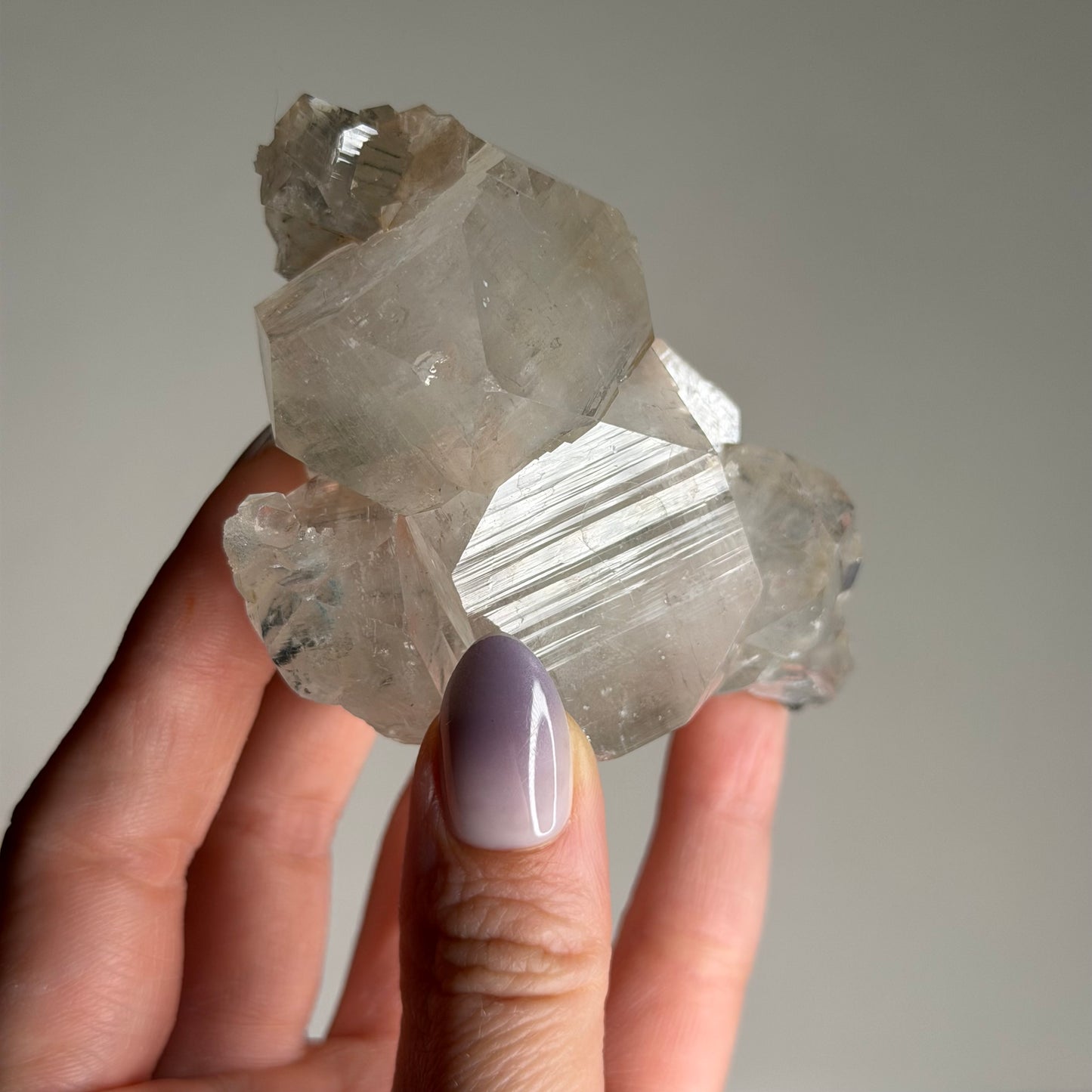 apophyllite with stilbite & black chalcedony i