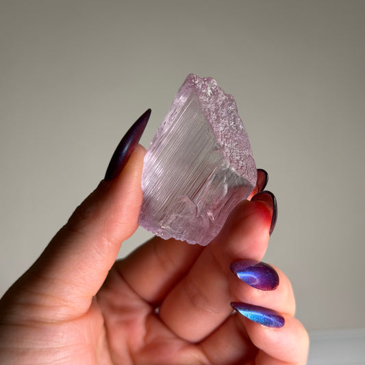 kunzite w