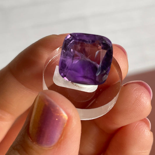 amethyst gem m