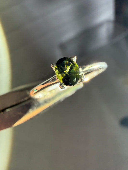 size 8 green tourmaline ring