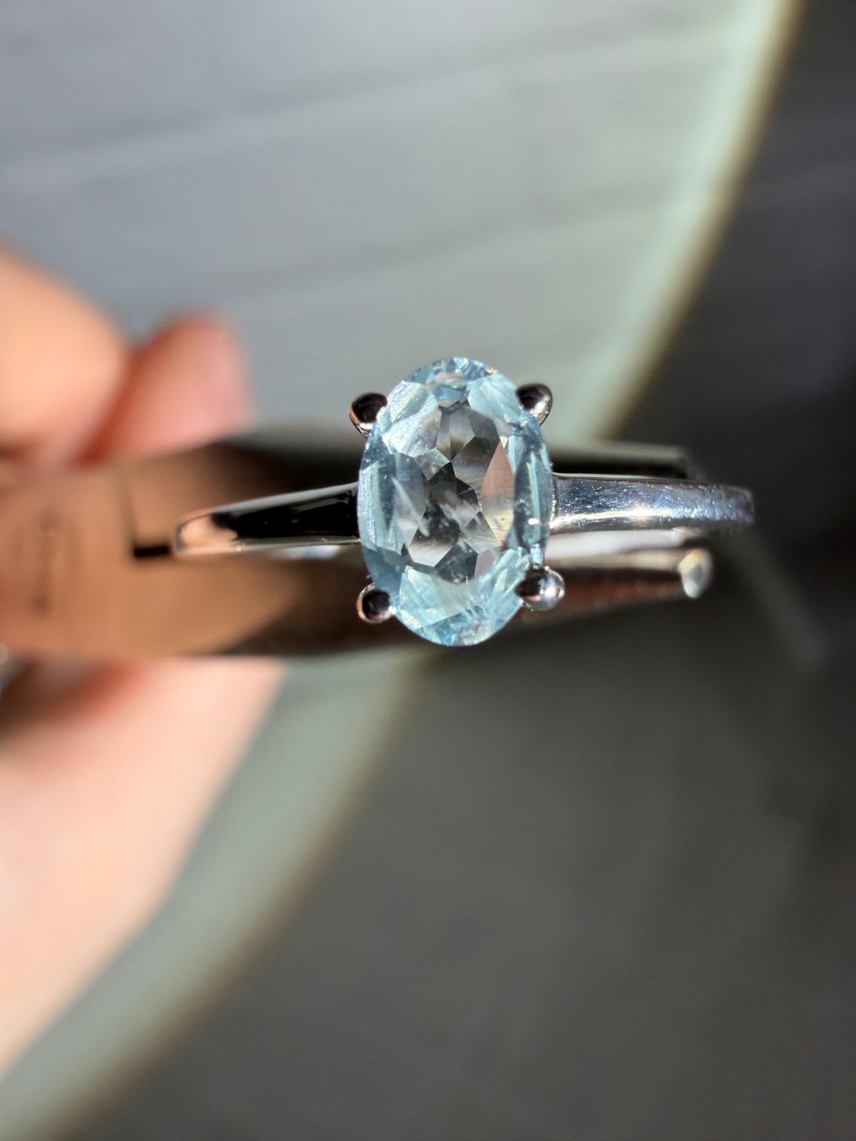 size 4 aquamarine ring