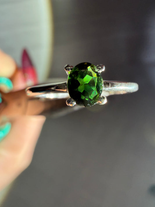 size 6 green tourmaline ring