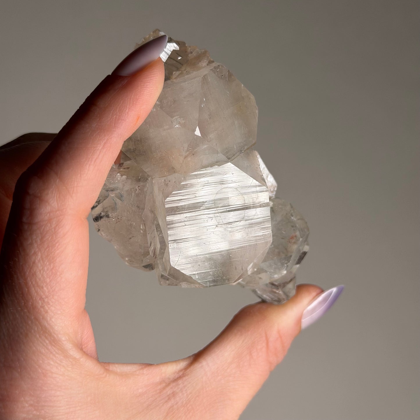 apophyllite with stilbite & black chalcedony i