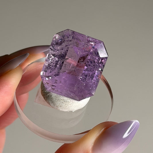 kunzite gem e