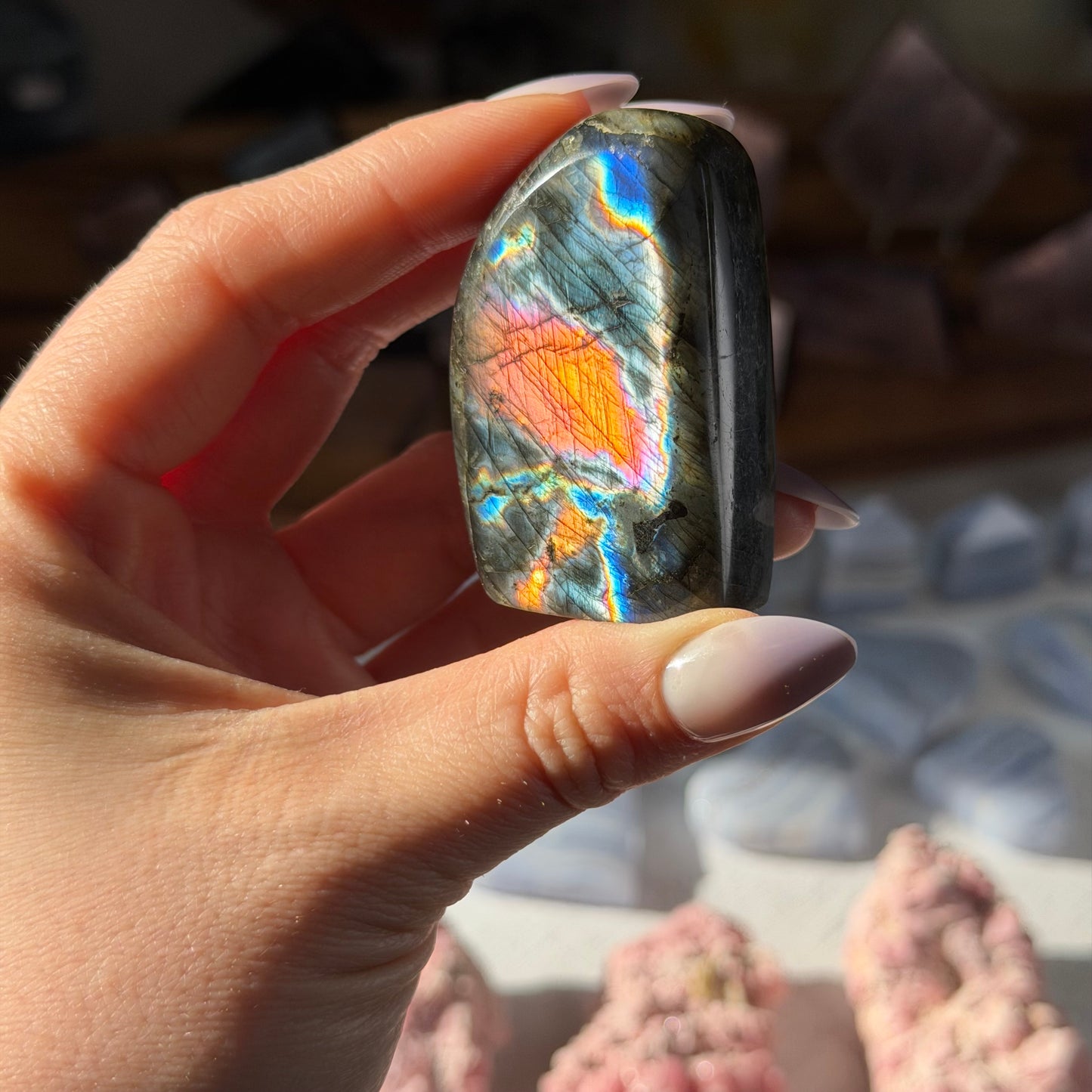 labradorite freeform u