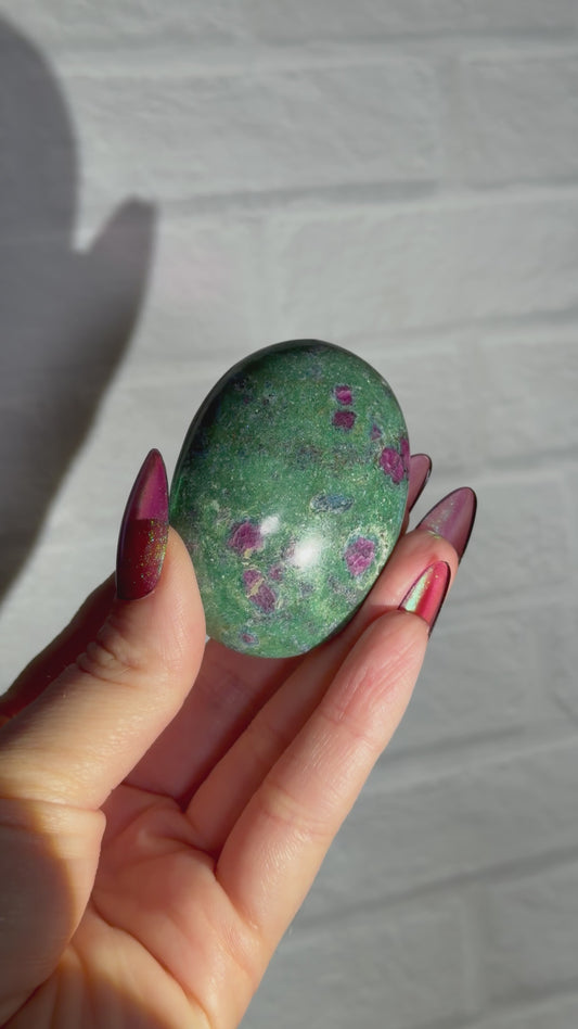 ruby in fuchsite palm