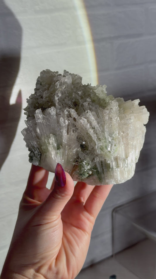 scolecite with green apophyllite